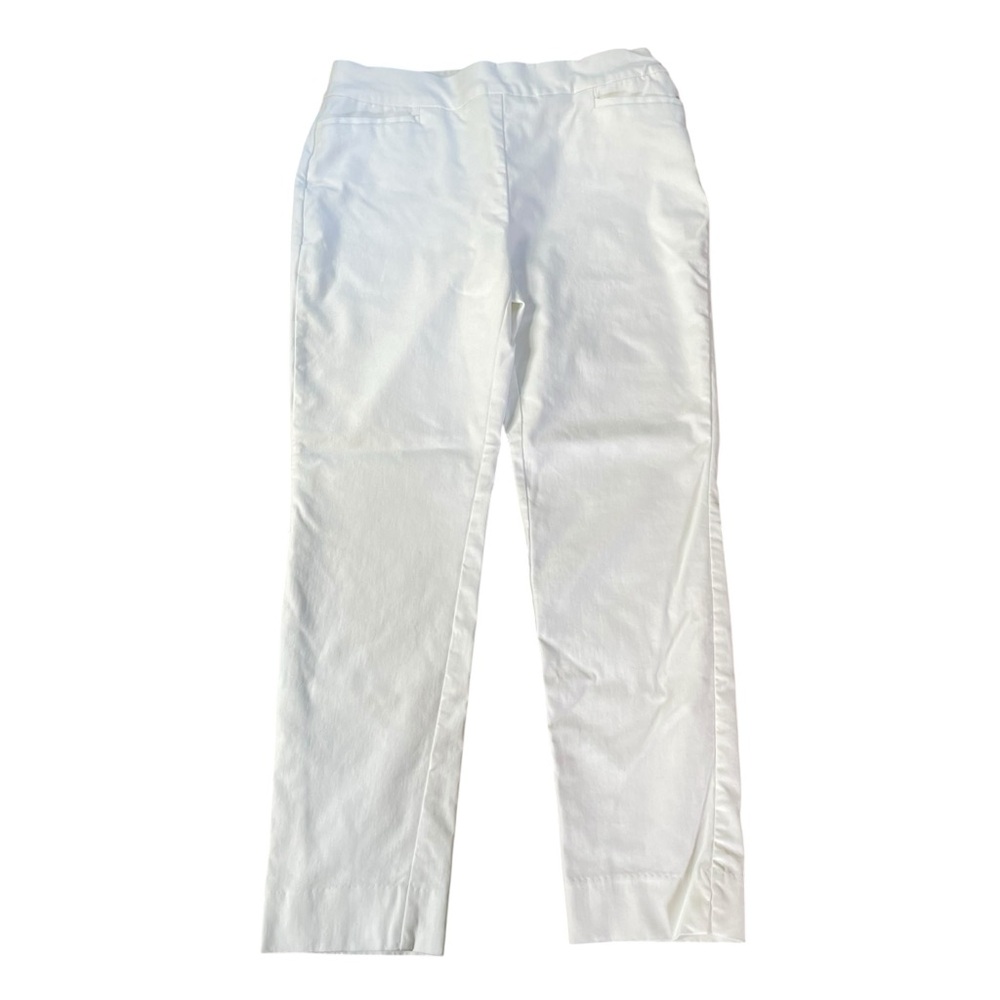 Chico’s White Pull On Ankle Pants.  Size 6R